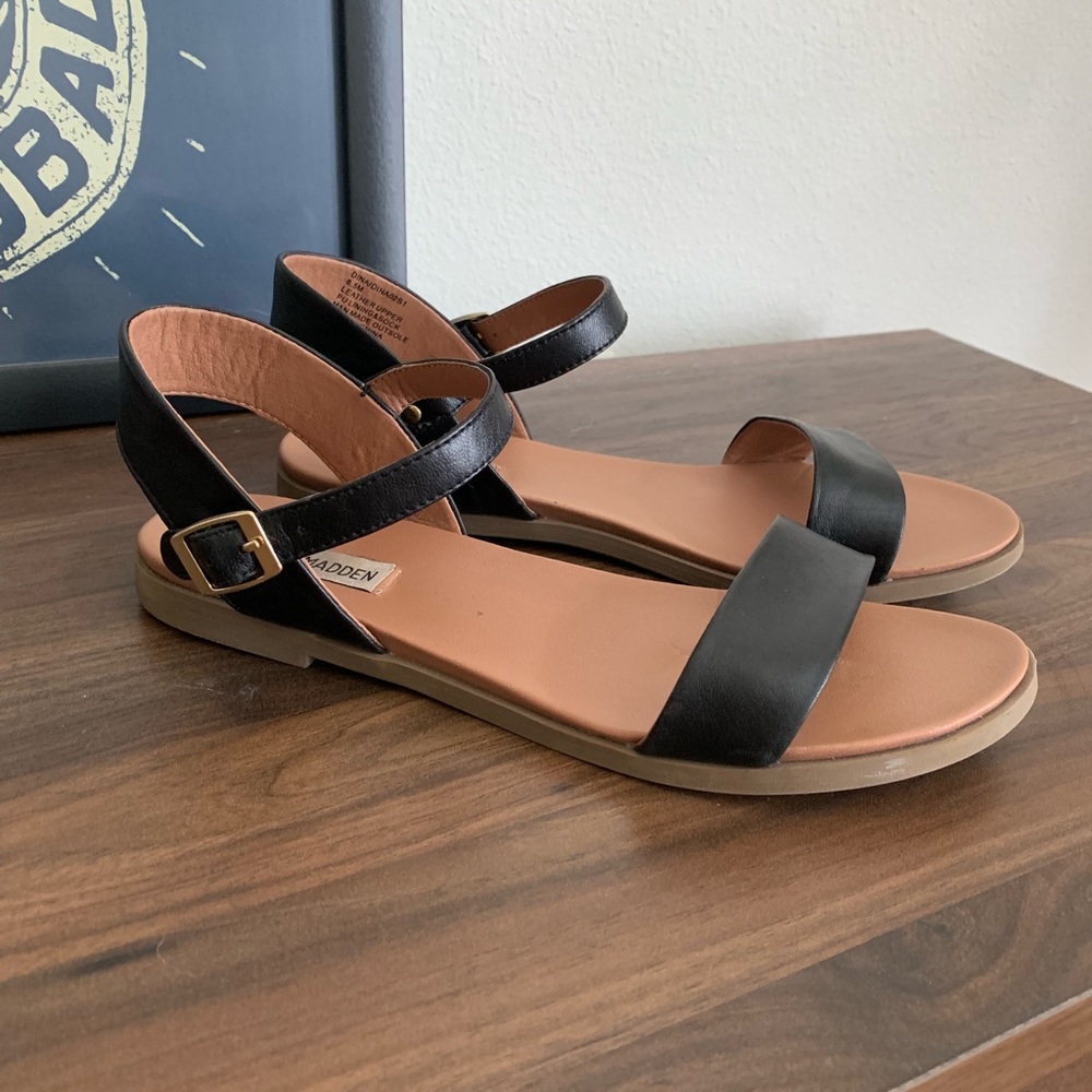 Dina Sandals